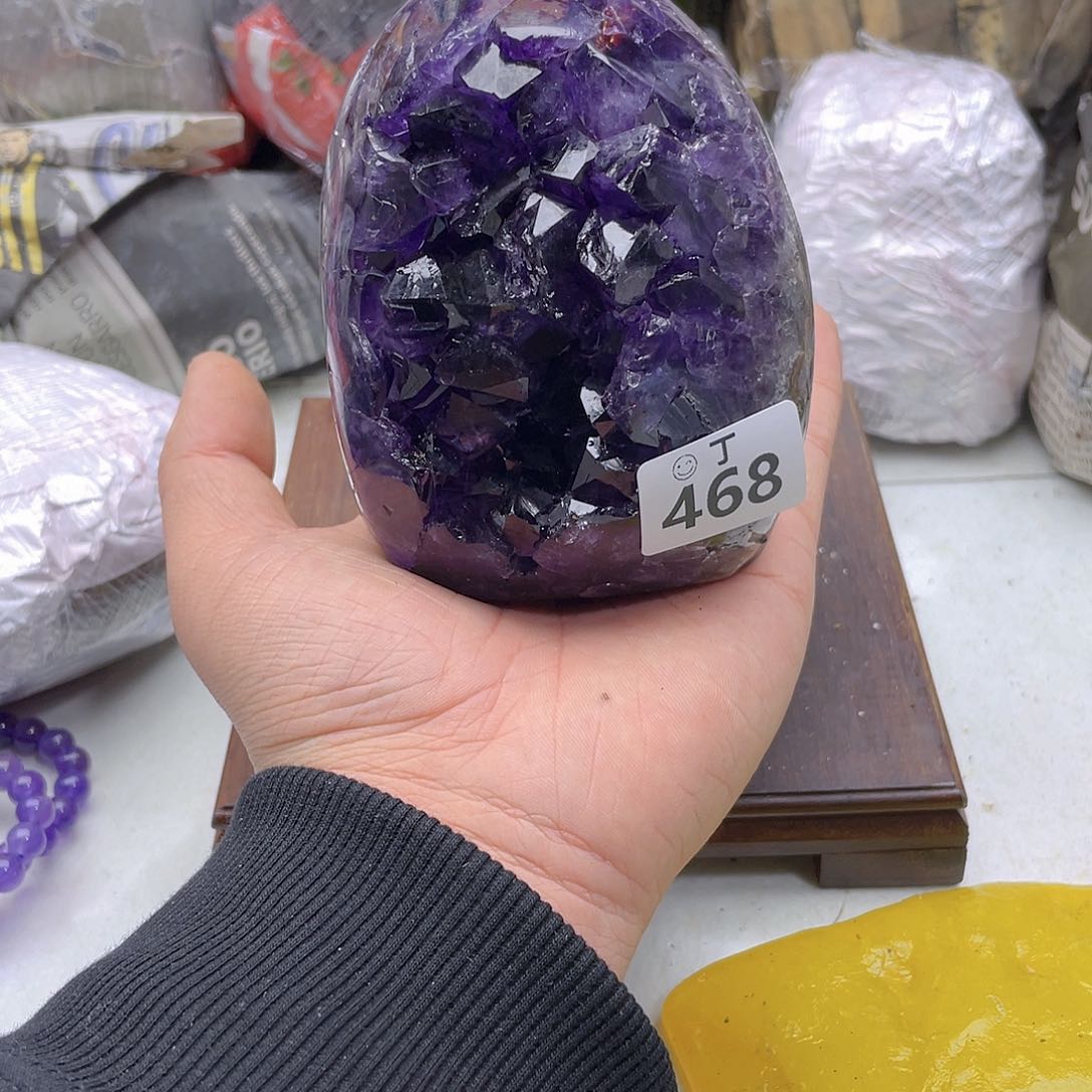 紫晶大型摆件（非配饰）未镶嵌