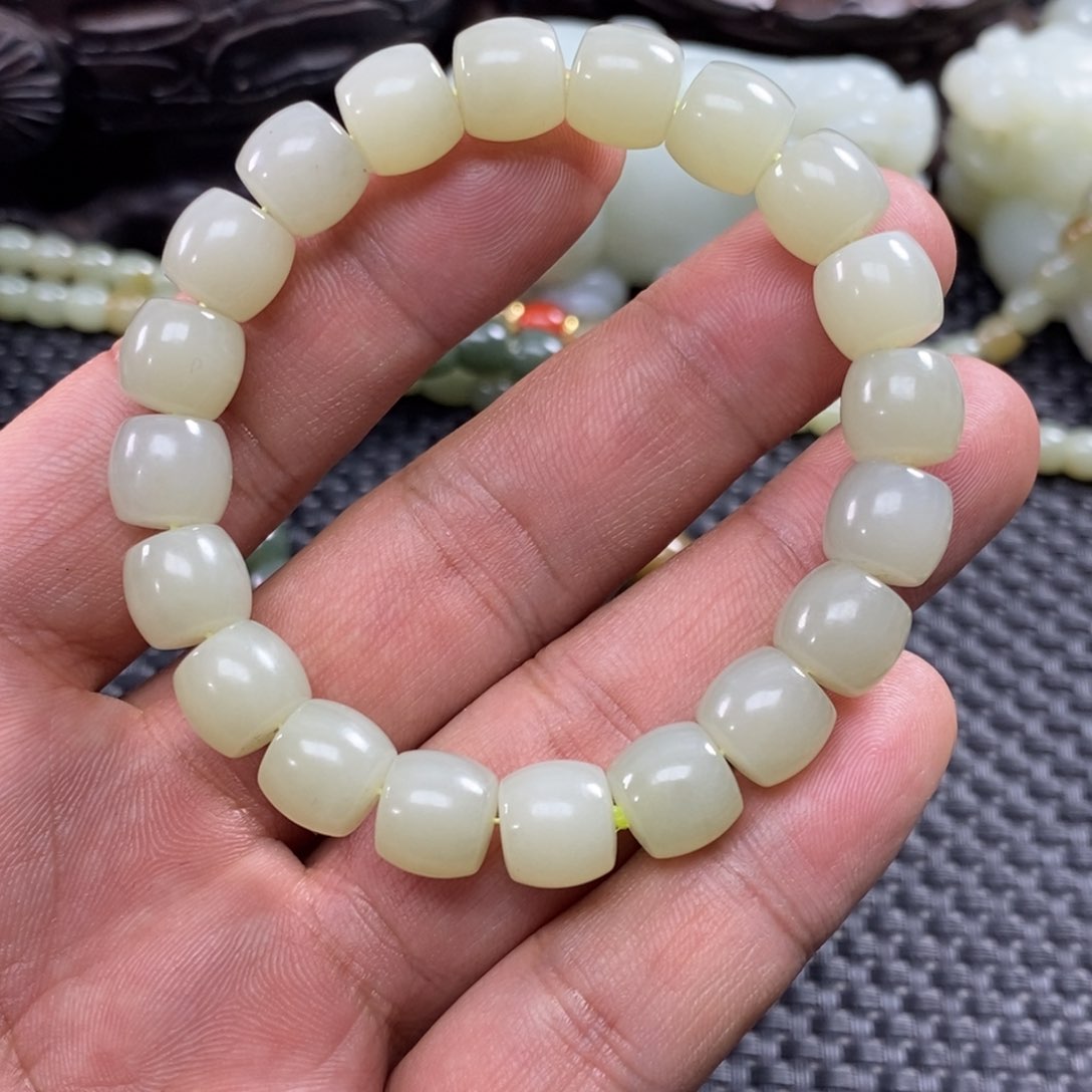 和田玉手链未镶嵌