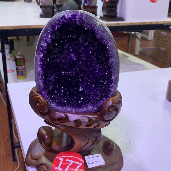 紫晶大型摆件（非配饰）未镶嵌晶