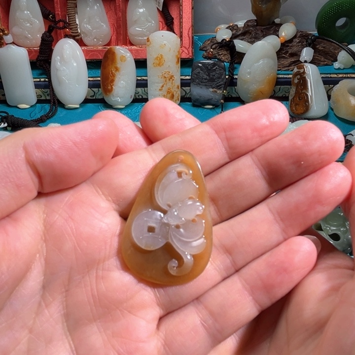 和田玉未镶嵌吊坠(不含链)