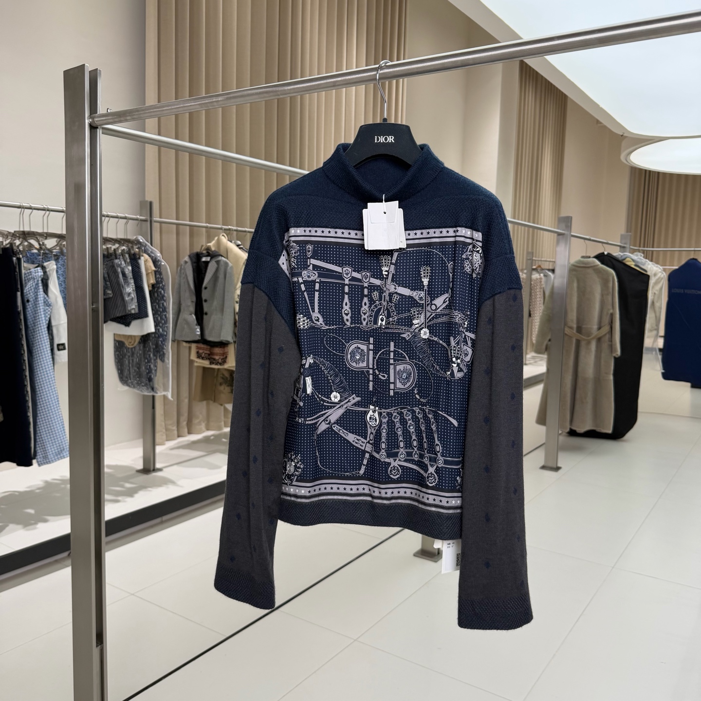 未使用 Hermes/爱马仕 蓝灰羊绒真丝半高领毛衣 40码 GM005958