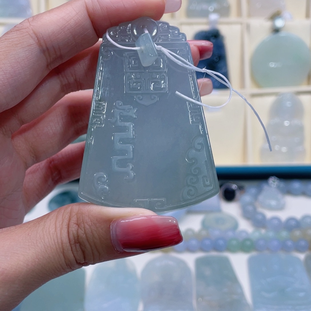 翡翠颈饰未镶嵌顺***！