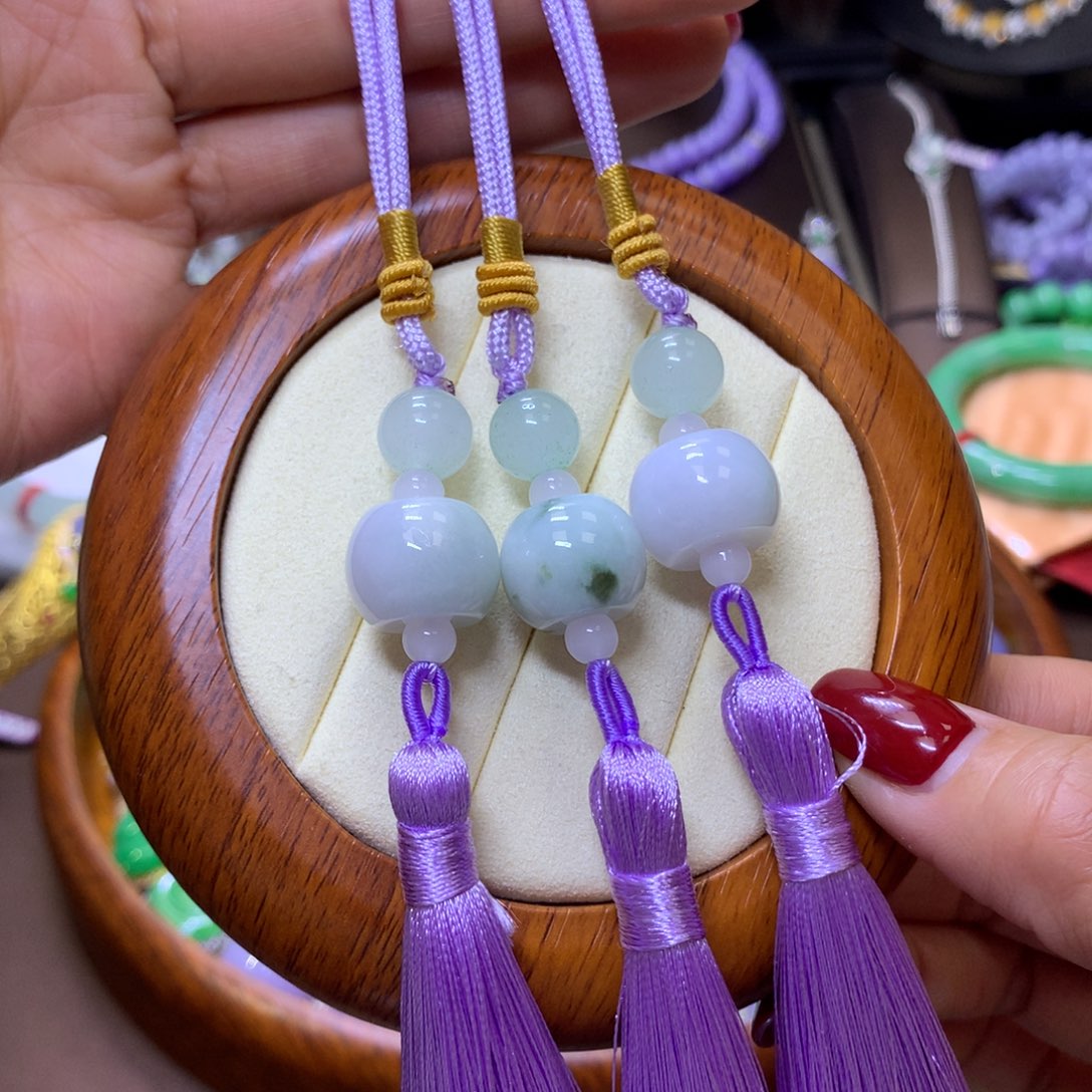 【闪购商品】翡翠颈饰未镶嵌翡翠