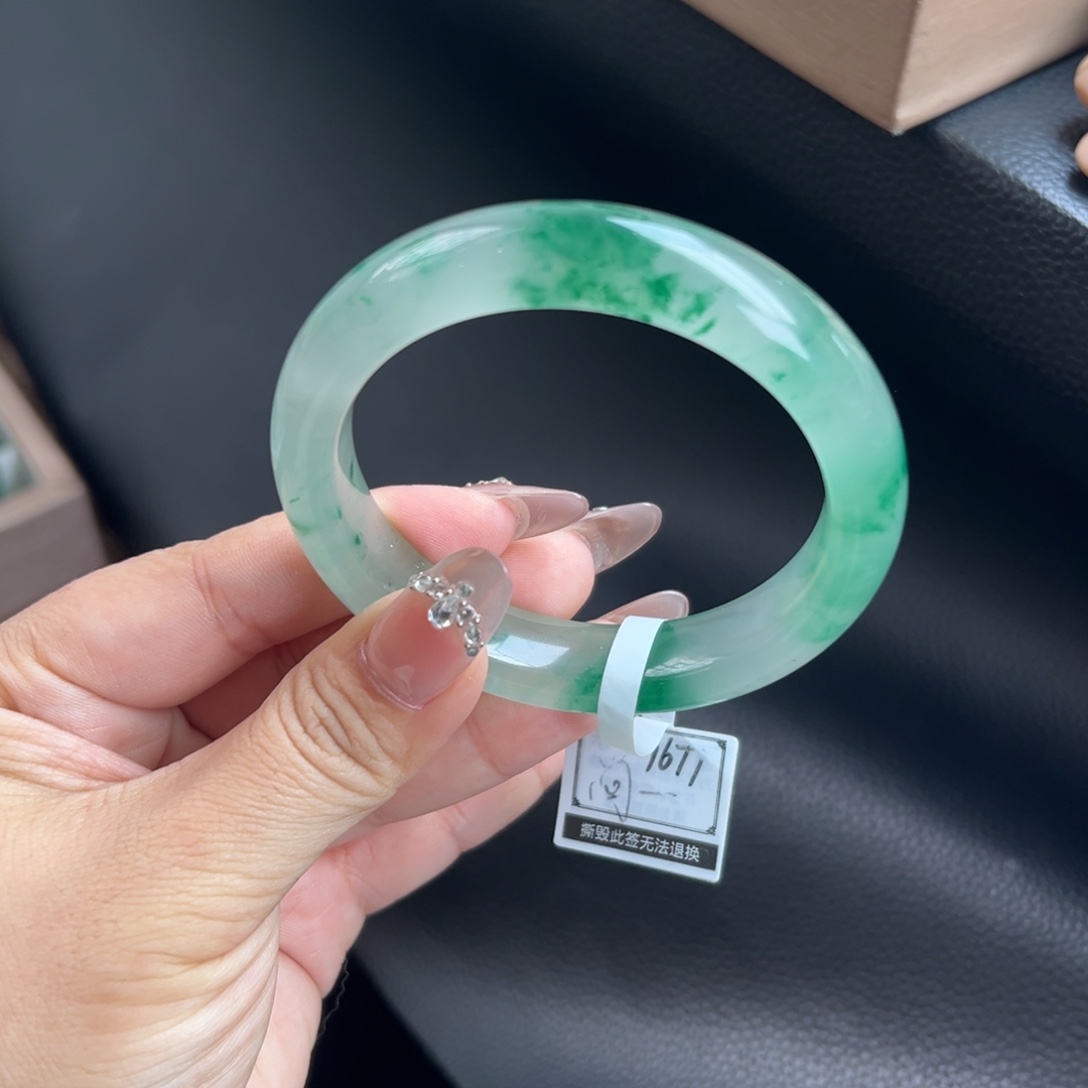 石英质玉未镶嵌手镯57.8