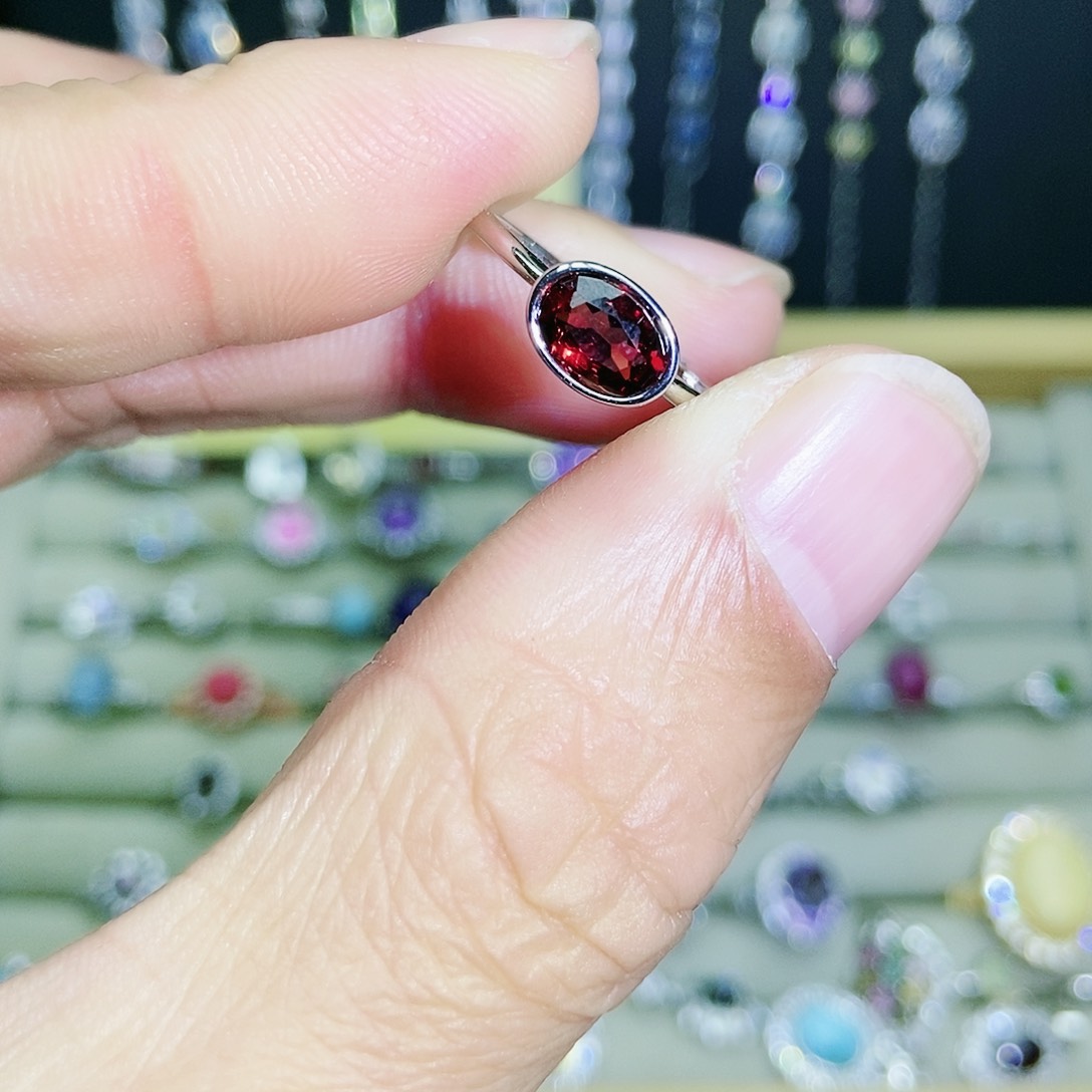【闪购商品】未镶嵌戒指石榴石