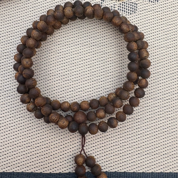 沉香25-电白野料08-31克沉水浮圆珠多圈多样性发一条41h