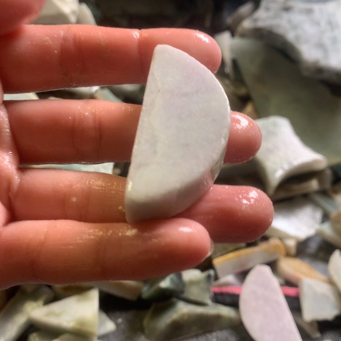 翡翠颈饰未镶嵌缅甸翡翠