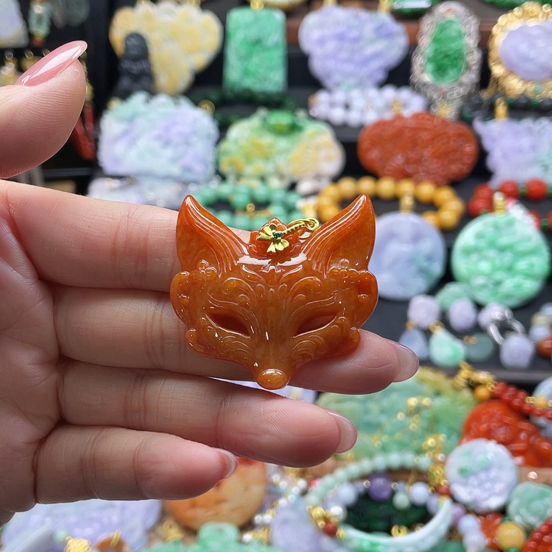 二***0翡翠未镶嵌颈饰代编织