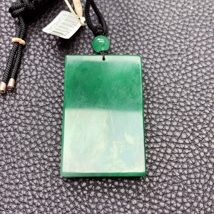 石英质玉颈饰未镶嵌丰*