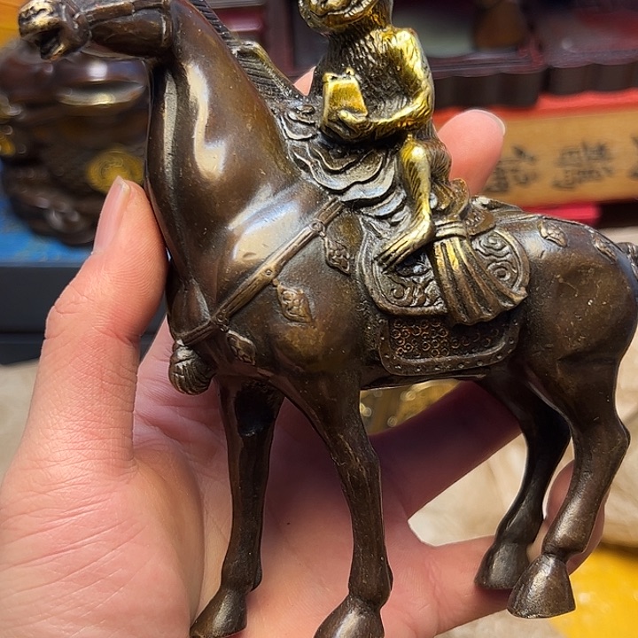 精美铜器摆件下单