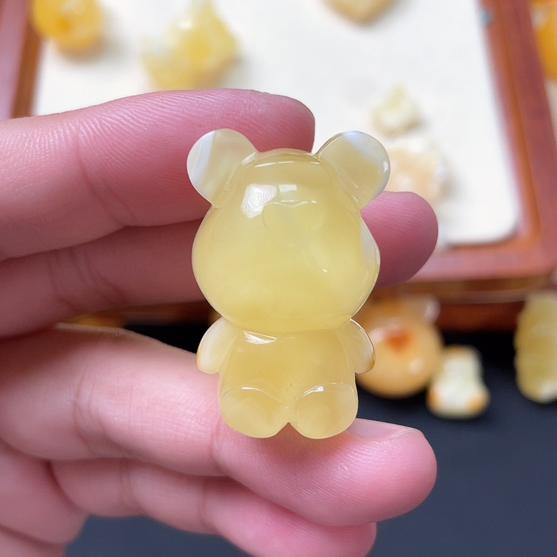 琥珀珠宝奇石未镶嵌