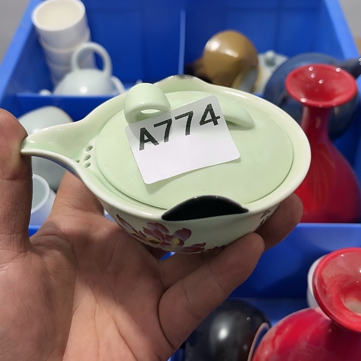 茶具默认微瑕瓷器、茶具、壶、摆件，介意勿拍 