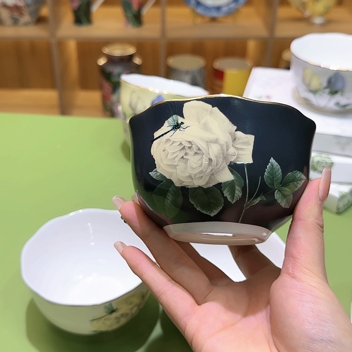  骨瓷实付满10包邮哈