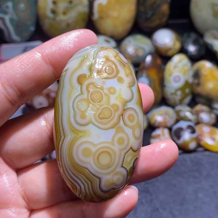 玛瑙/玉髓未镶嵌珠宝半成品36