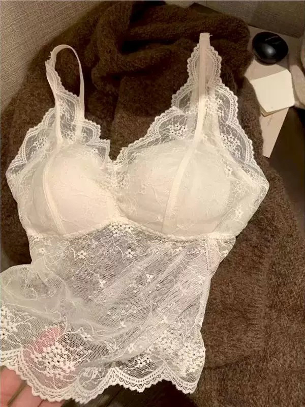 【伊家】新款纯欲蕾丝美背内搭叠穿性感一体杯胸垫美背