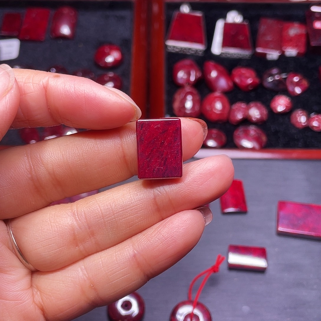 哼***哼天然辰砂天然原矿无事牌