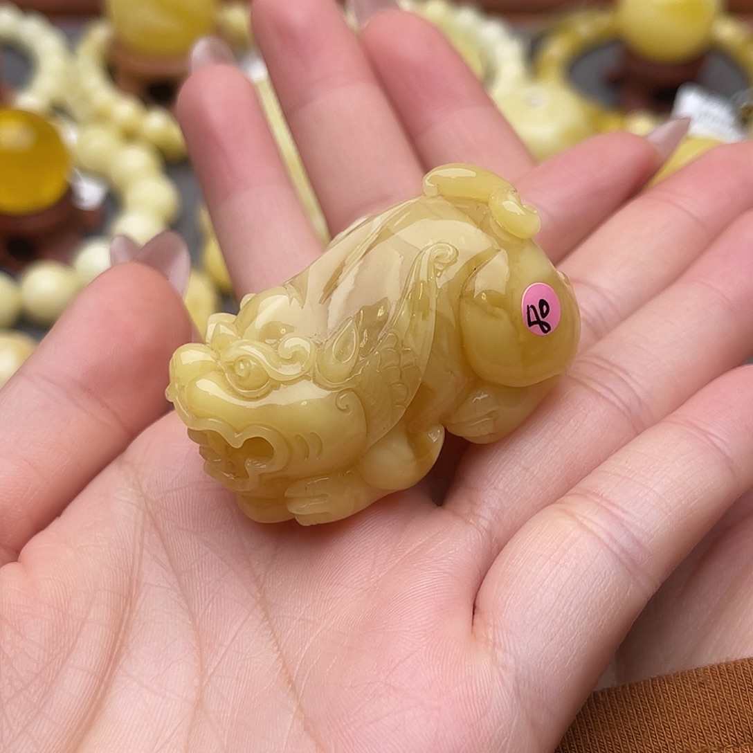 蜜蜡未镶嵌裸石蜜蜡貔貅吊坠梦微瑕二十二克