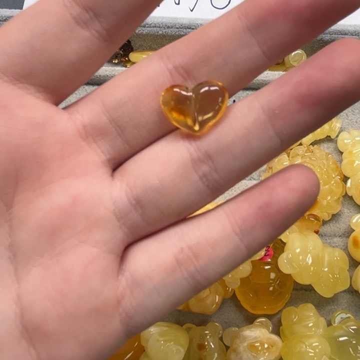 裸石琥珀未镶嵌我****儿天然蜜蜡配件