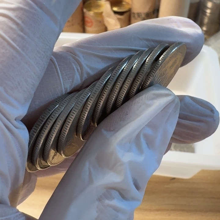 其他普通金属10枚，梅花10的，流通品，币