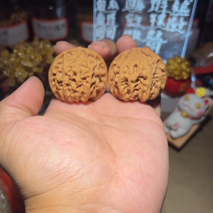 文玩核桃把件39矮桩野牛