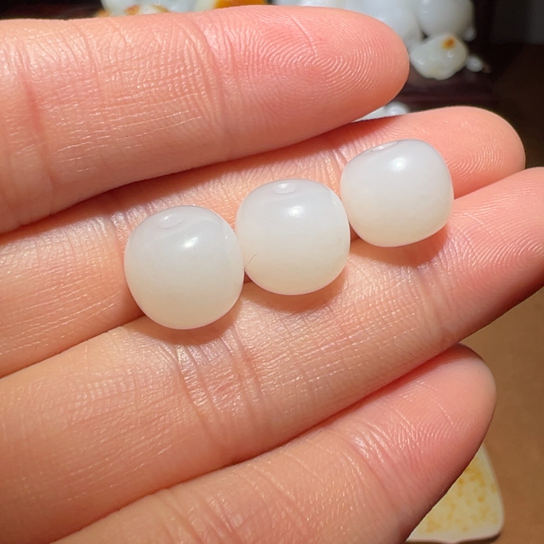 博***选和田玉未镶嵌吊坠(不含链)