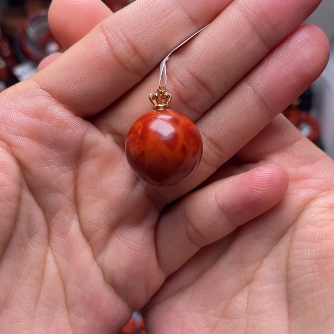 【闪购商品】18K金镶嵌圆珠吊坠南红玛瑙