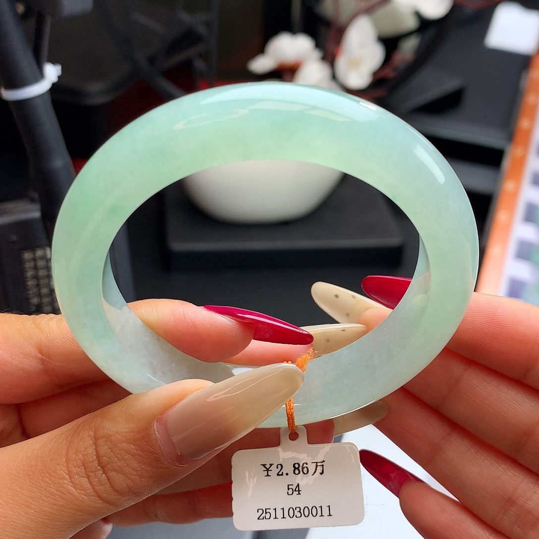 未镶嵌手镯翡翠54正圈冰胶甜果绿
