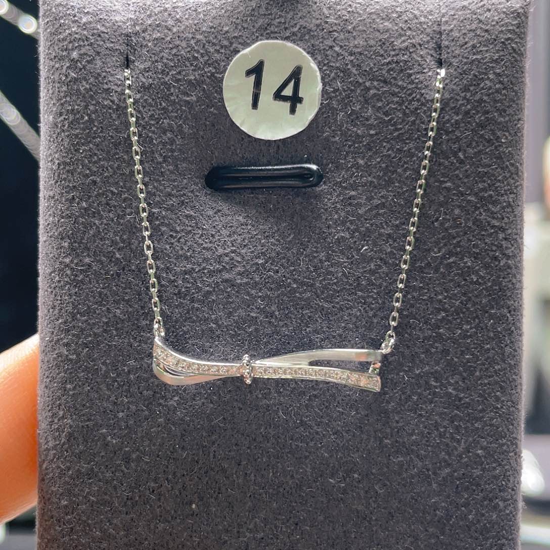 颈饰钻石18K金镶嵌项链