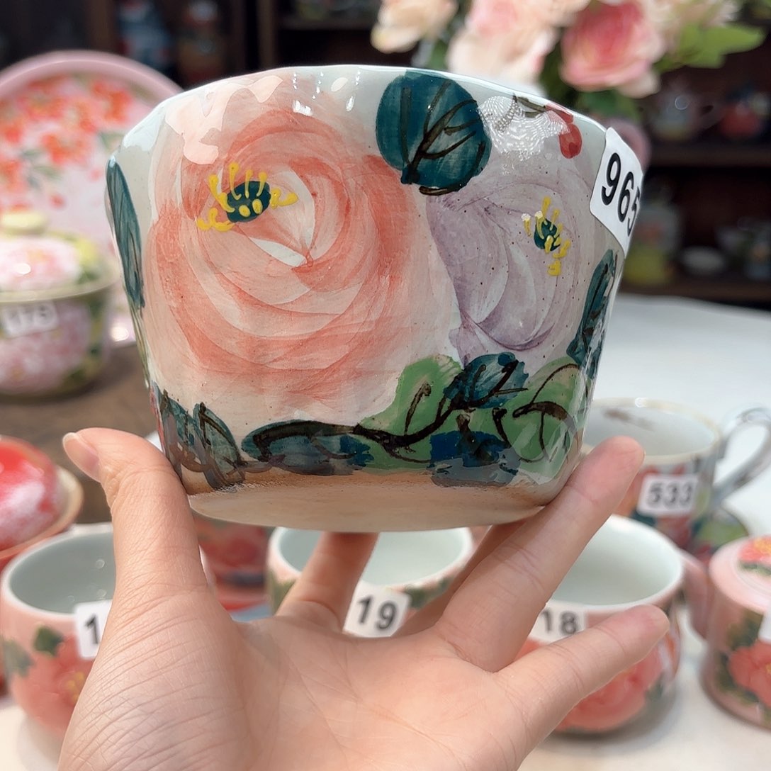 瓷片兔兔好可爱啊我