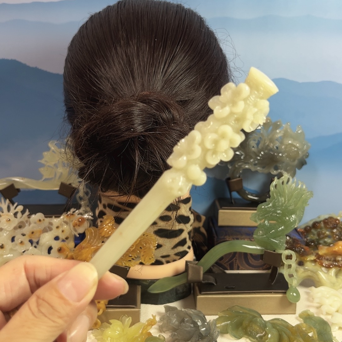嬿***蛇纹石玉合金发饰