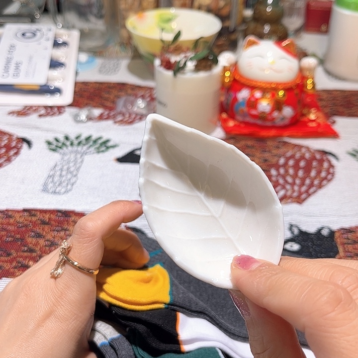 瓷片Fjjhlkjkjjjjju