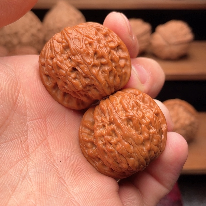 吊坠文玩核桃K**e34毕业高货山地磨盘