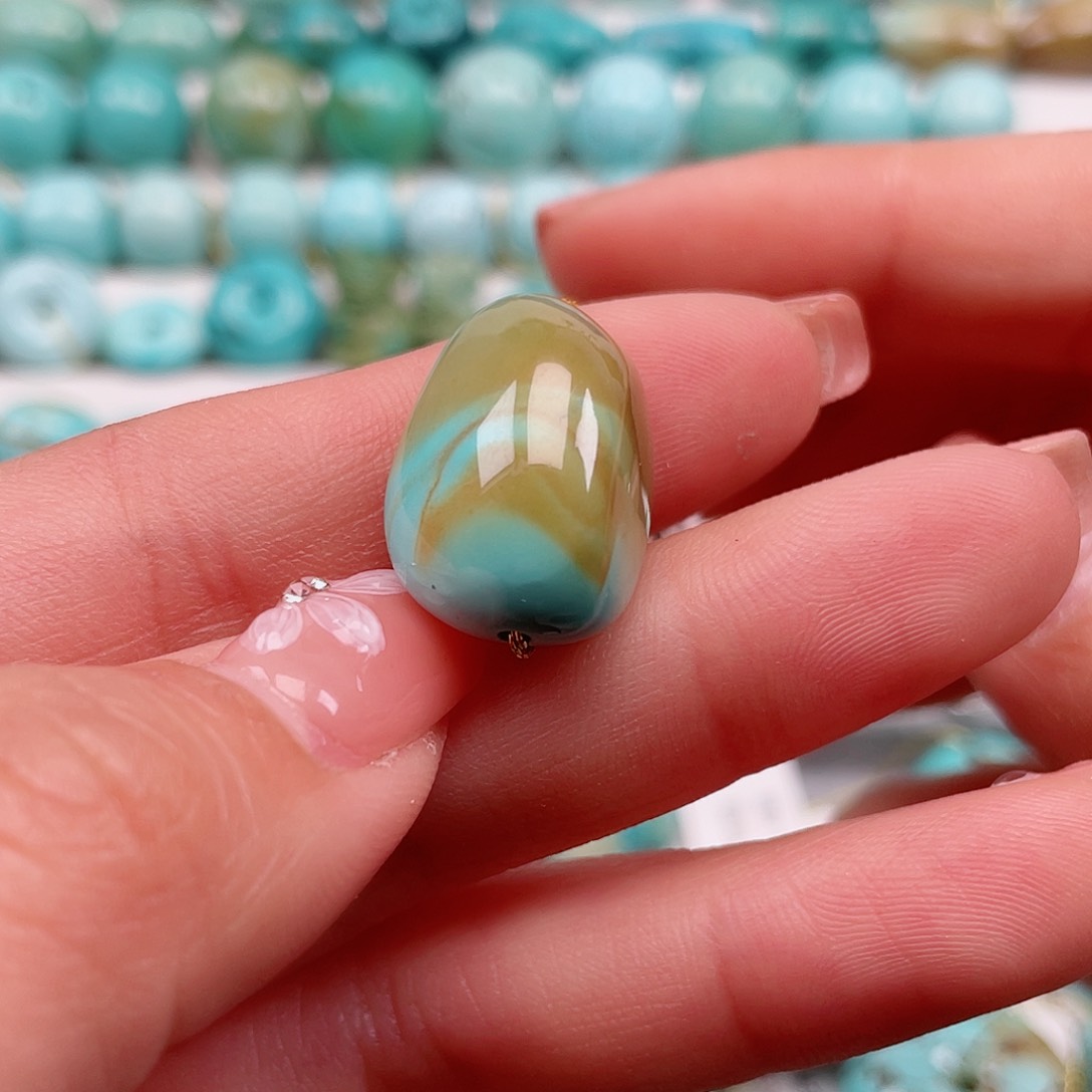 绿松石未镶嵌配饰