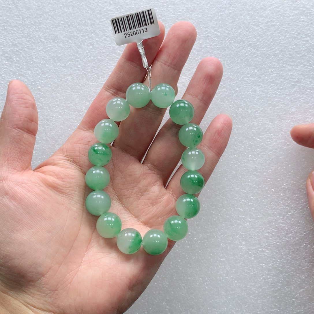 李***城石英质玉未镶嵌手链青青-手链13-李