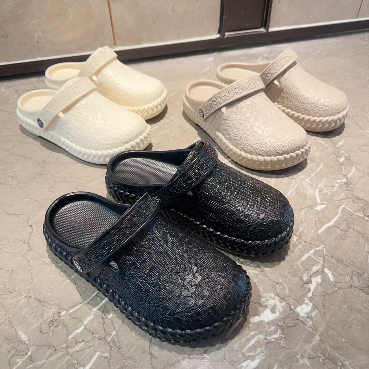 117国风绣花EVA时尚百搭洞洞鞋