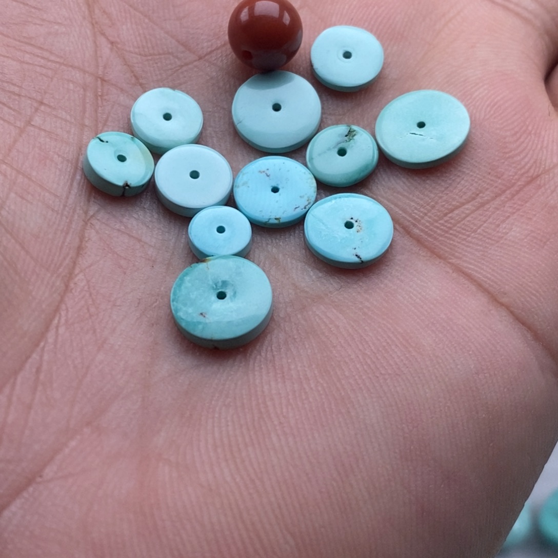 南红玛瑙未镶嵌珠宝半成品