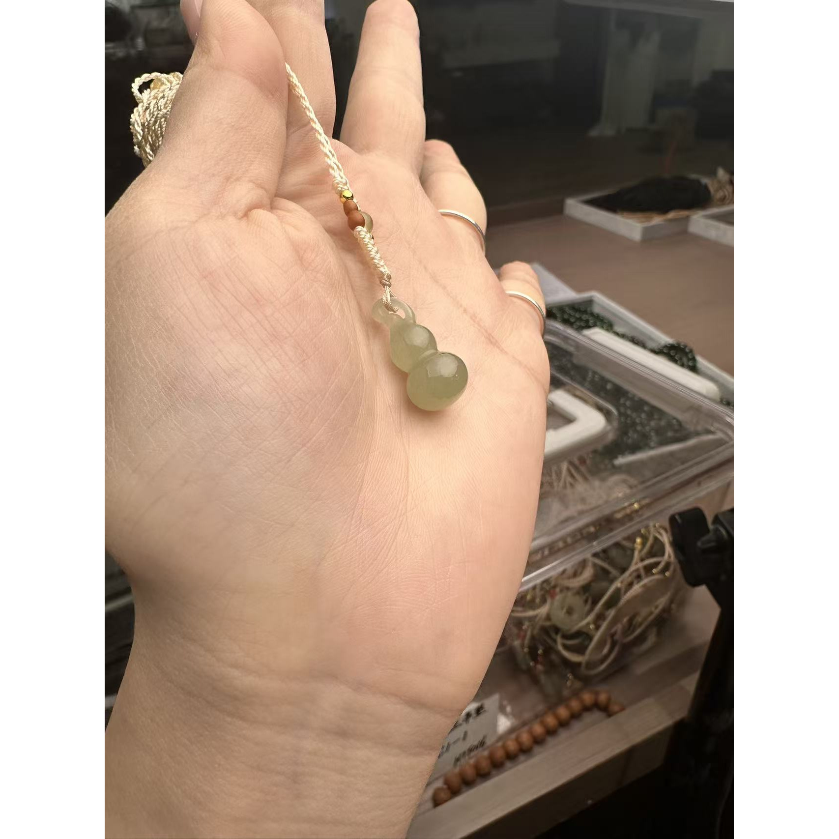 【上新了故宫·满木园】和田玉小葫芦吊坠