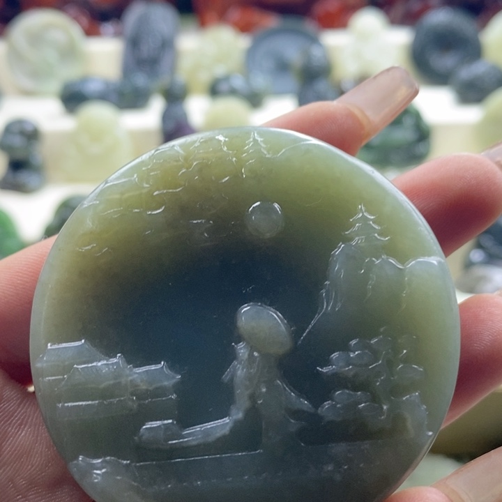 和田玉颈饰未镶嵌