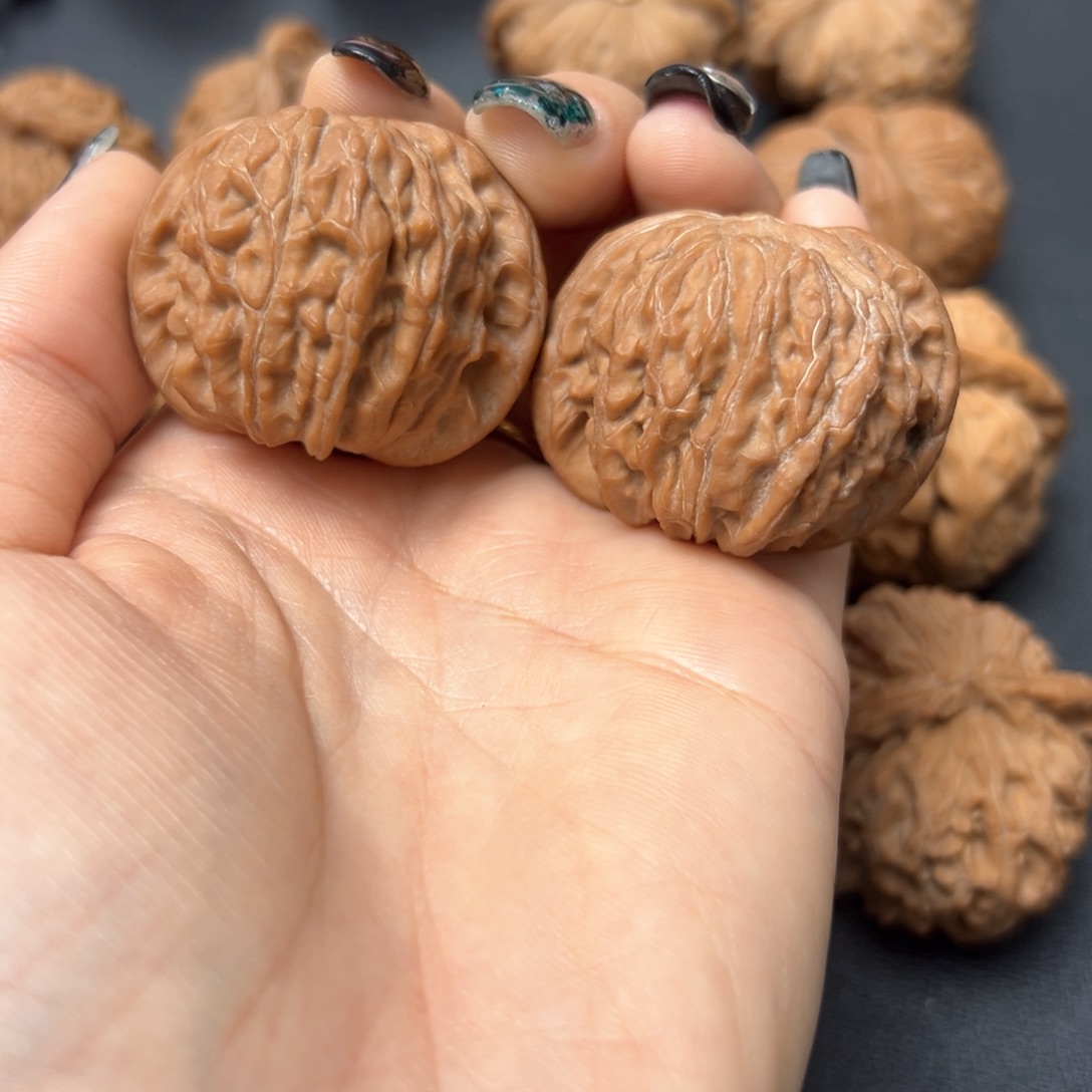 文玩核桃吊坠40尺寸全品磨盘狮子头