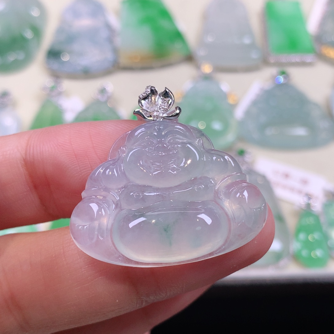 翡翠18K金镶嵌颈饰缅甸天然a货翡翠