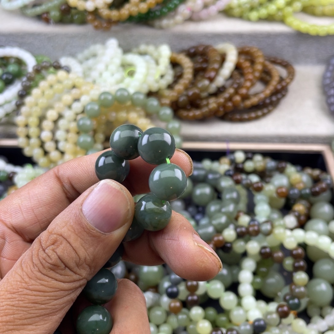 鱼***鱼手链未镶嵌和田玉