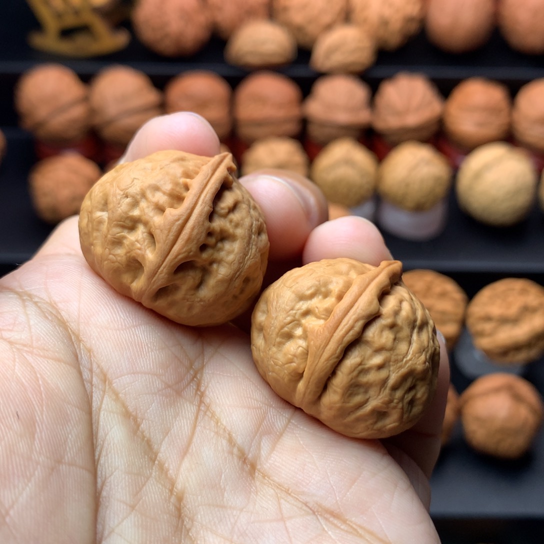 文玩核桃把件佛肚