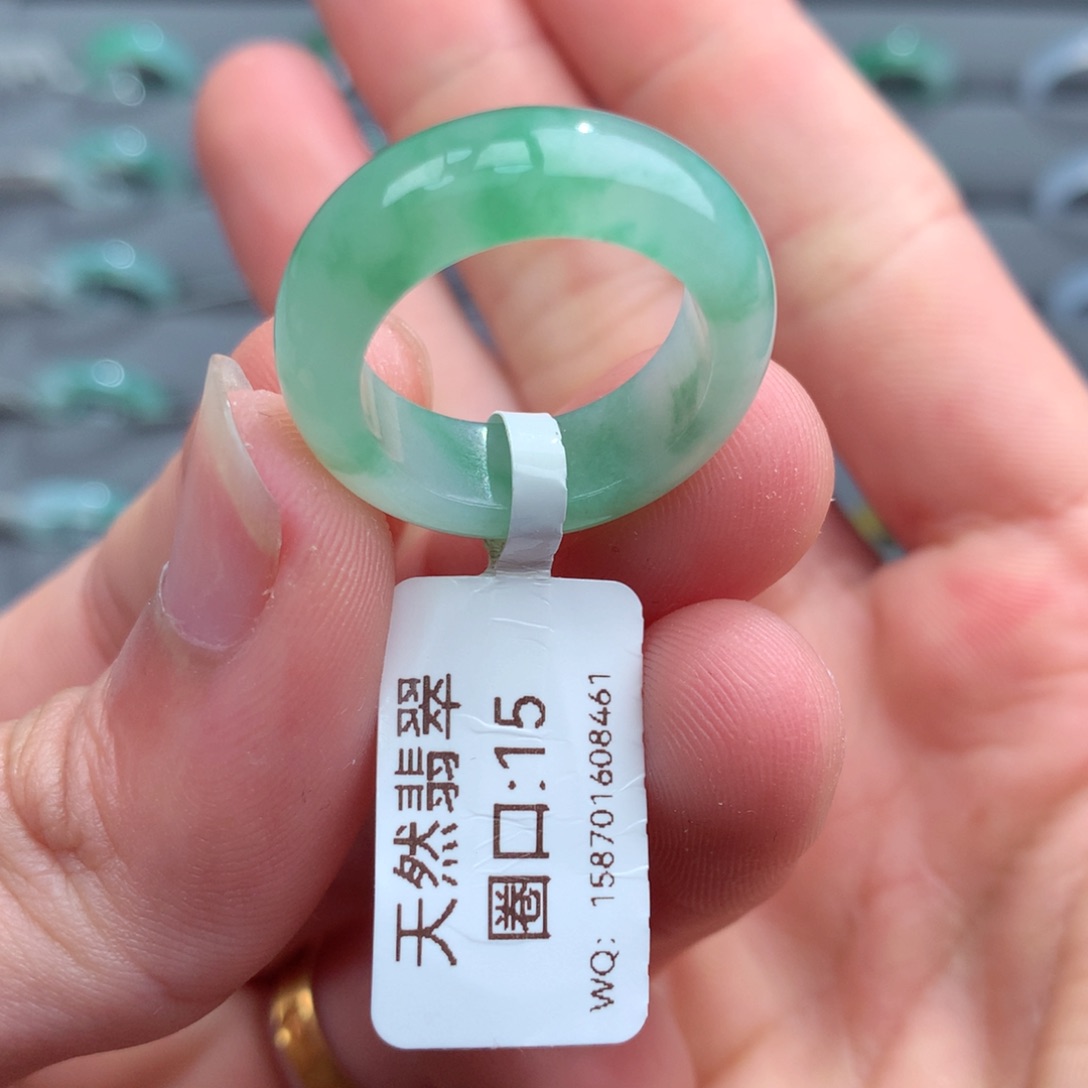 翡翠戒指未镶嵌天然