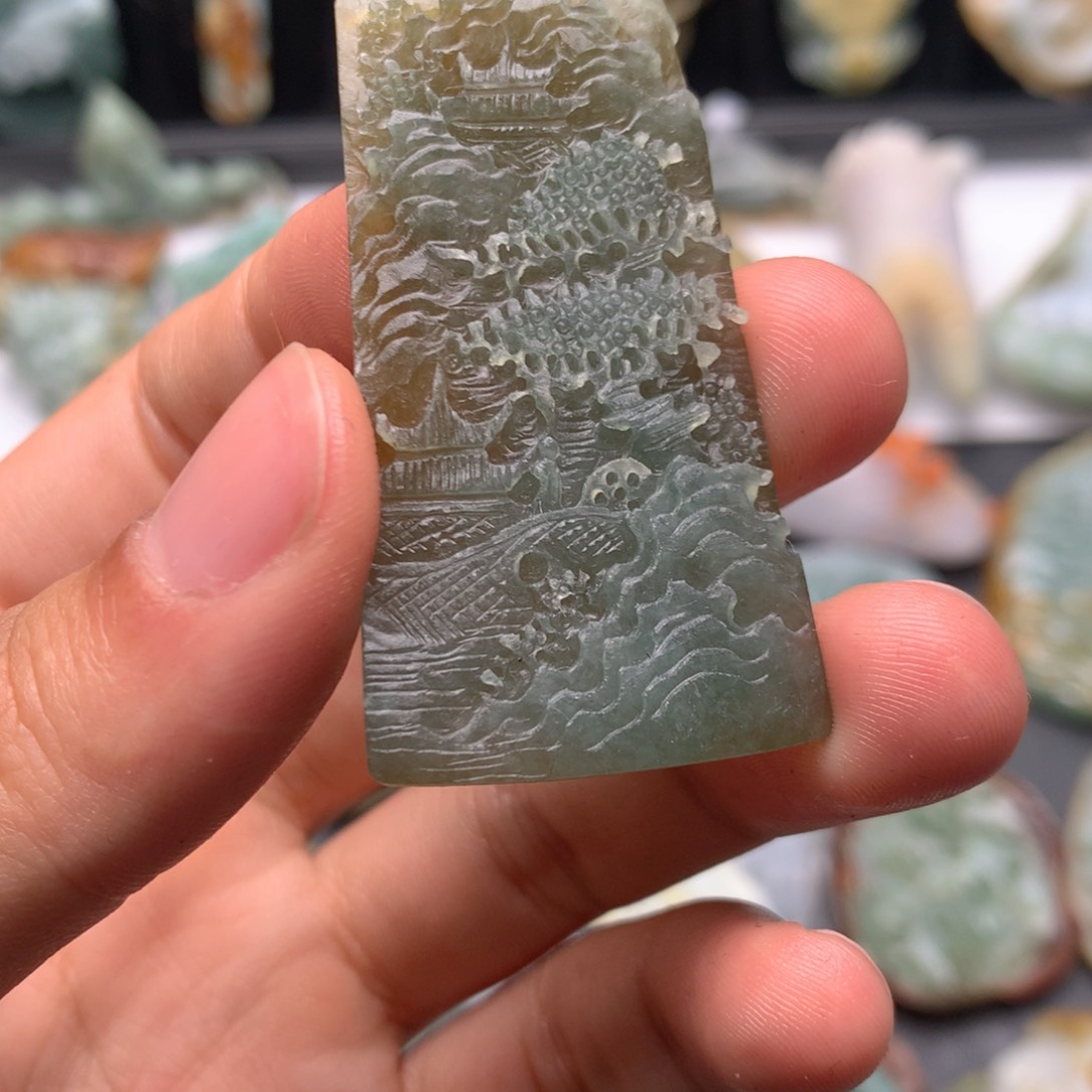 定制翡翠未镶嵌我**了翡翠