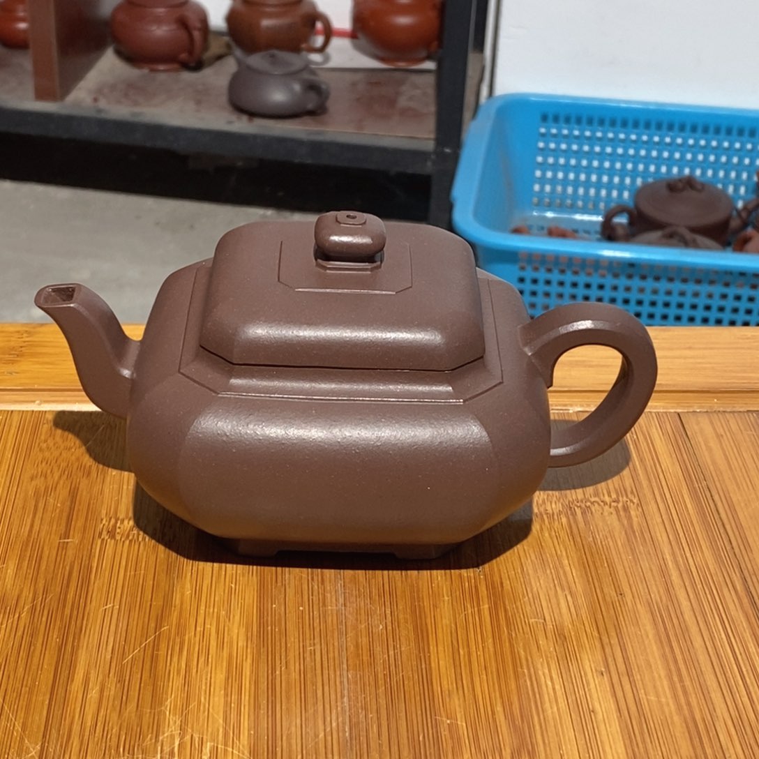茶壶紫砂紫砂壶收藏起来