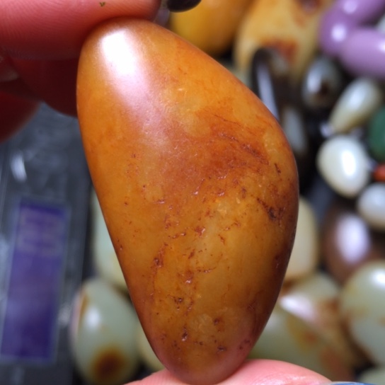 和田玉（翠青玉）未镶嵌珠宝奇石