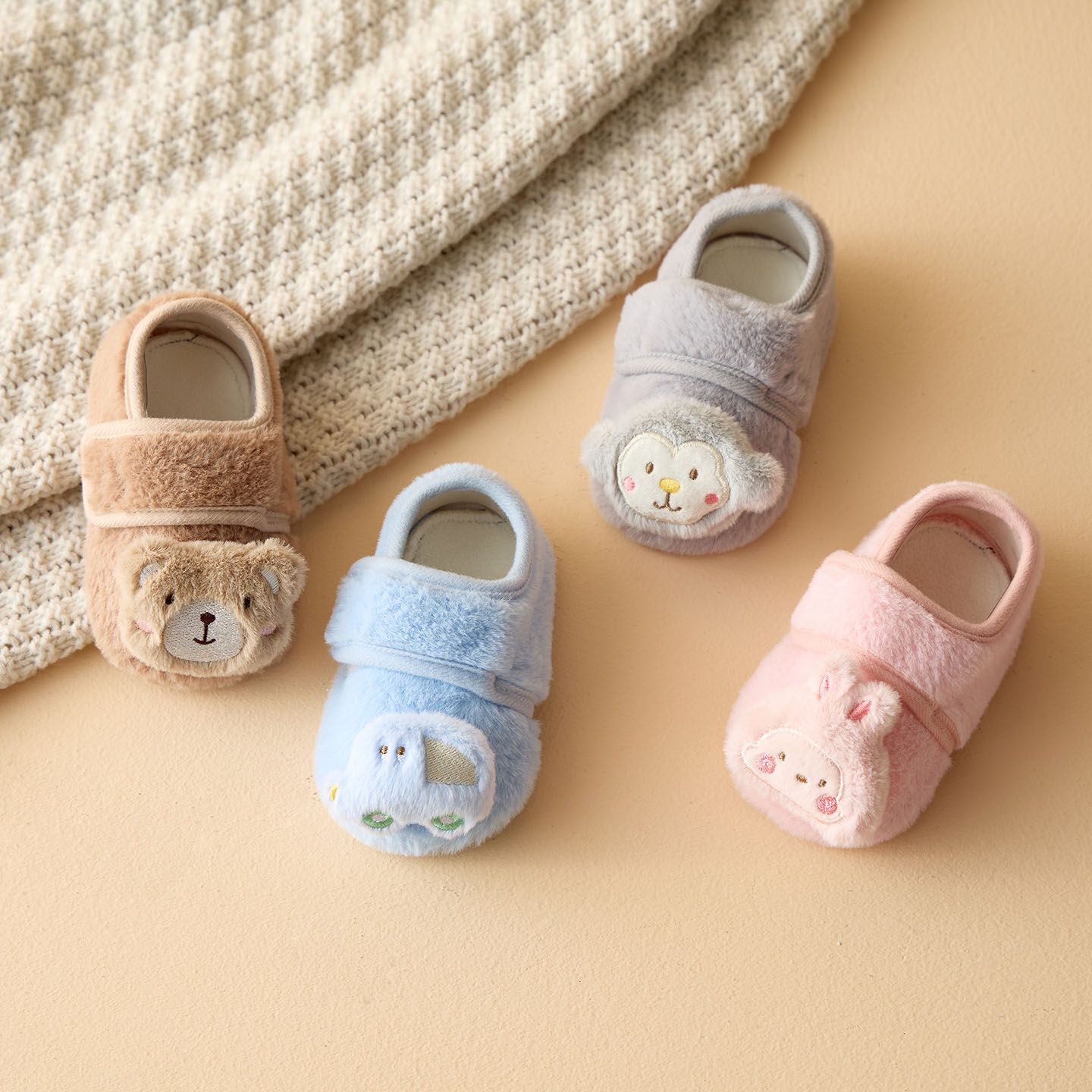 儿童地板鞋秋冬加绒加厚保暖隔凉防滑软底婴儿袜鞋室内宝宝学步鞋