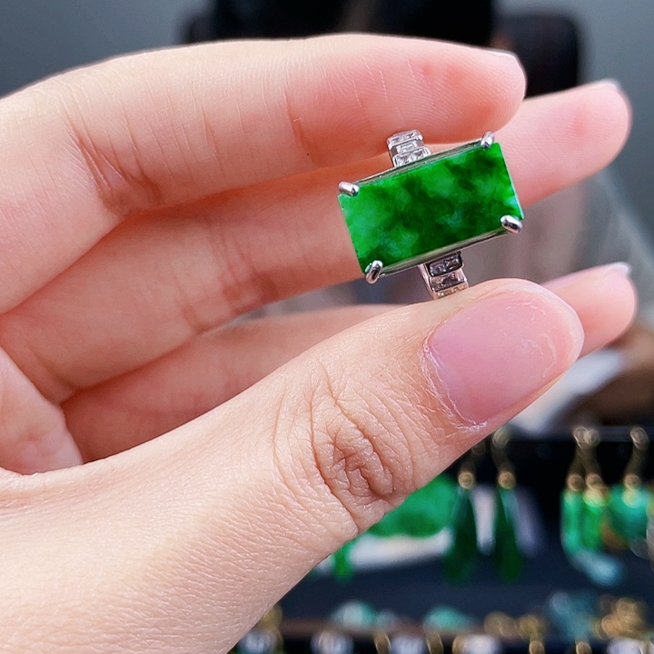 翡翠戒指银S925镶嵌饰品