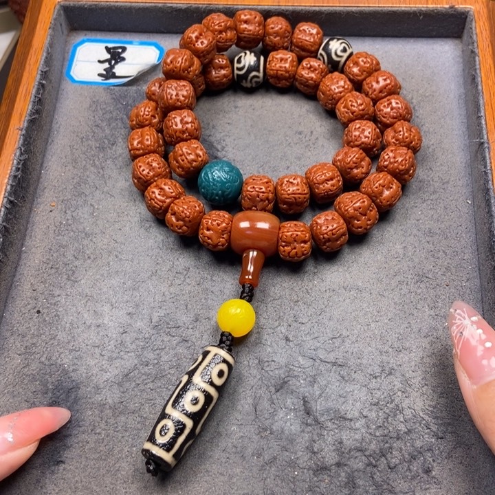 金刚菩提吊坠菩提