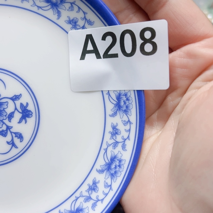 瓷片灿****了Hochgocyocvyovu